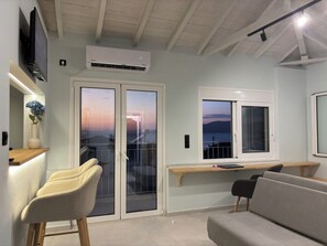 TV - Anemeli studio (Stoupa)