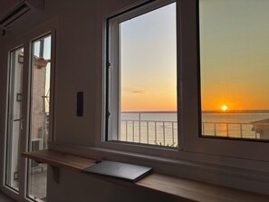 Interior - Anemeli studio (Stoupa)