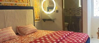 2-bedroom apartment With Lift DHA Phase-5 Karachi