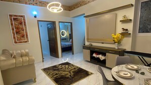 Interior - 2-bedroom apartment With Lift DHA Phase-5 Karachi (Karachi)