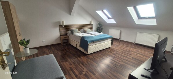 基本公寓 | 熨斗/熨衫板、免費 Wi-Fi