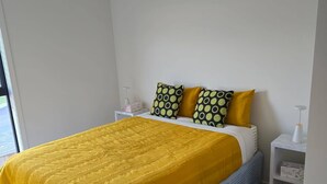 Unclassified image, 2 of 10, button - Room-double Bedroom in Newly Built Townh (Upper Hutt)