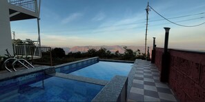 Outdoor pool - Rhythm Eco And Agro Stays (Mahabaleshwar)