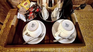 Deluxe Room, Pool View