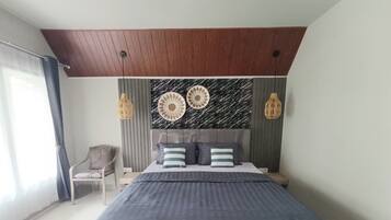 Deluxe Room | Desk, free WiFi, bed sheets