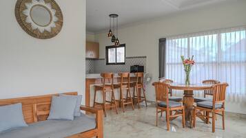 Villa, 2 Bedrooms | Living area