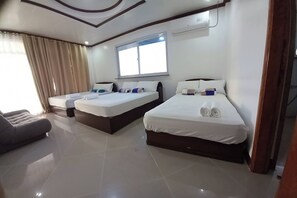 Family Room, Sea View | Desk, free WiFi, bed sheets - Seven Waves Beachfront (Bauang)
