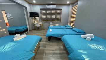 Familiekamer | Een bureau, extra bedden (toeslag), gratis wifi, beddengoed