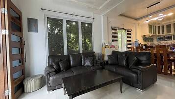 Dagelijks ontbijt met lokale gerechten (PHP 160 per persoon)