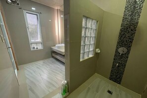Chambre Familiale | Salle de bain