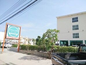 Fachada da propriedade