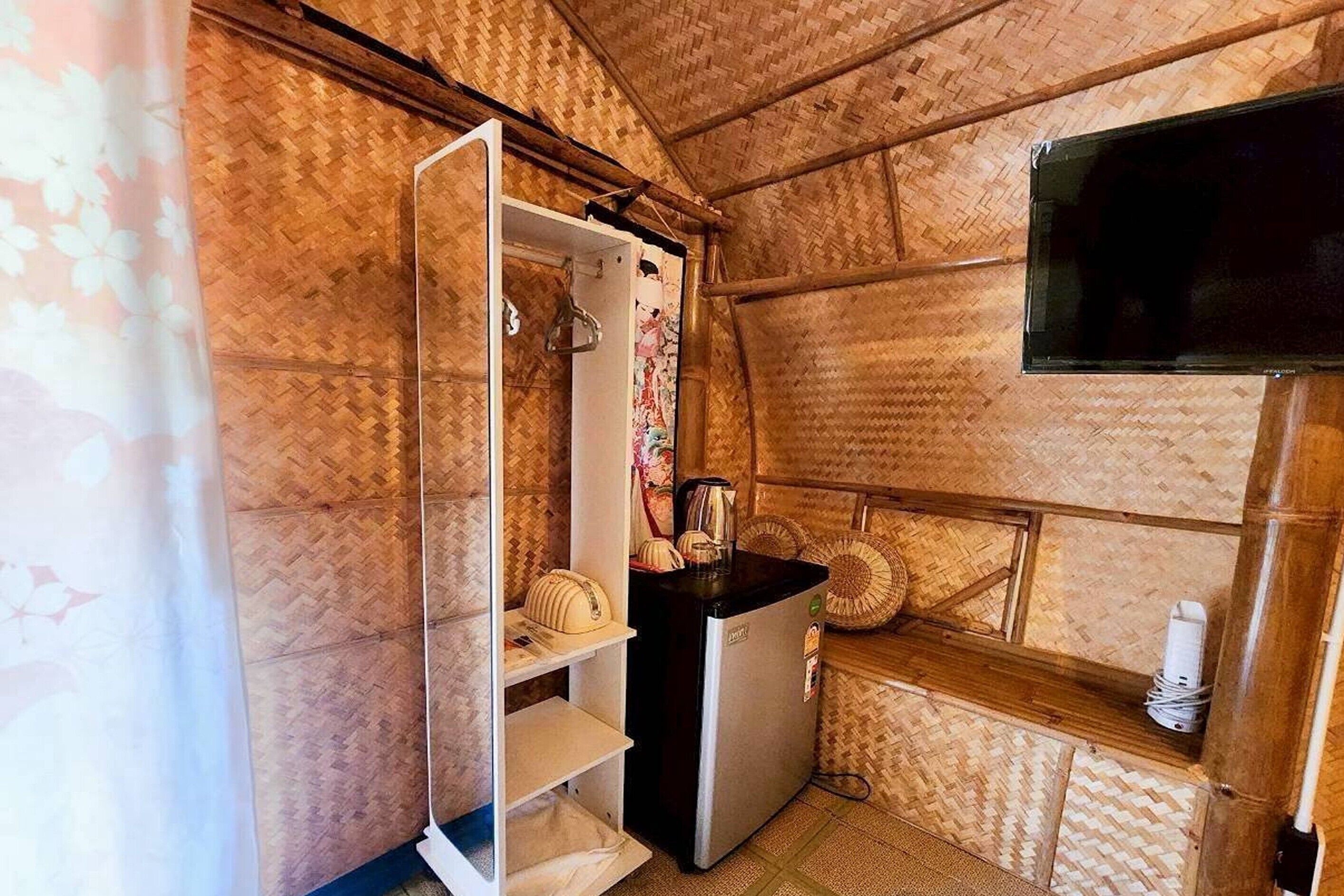 Quarto casal ou duplo | Wi-Fi de cortesia, roupa de cama