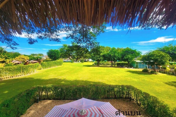 Tree House | Terrace/patio - Merlin Hut & Farm (Kanchanaburi)