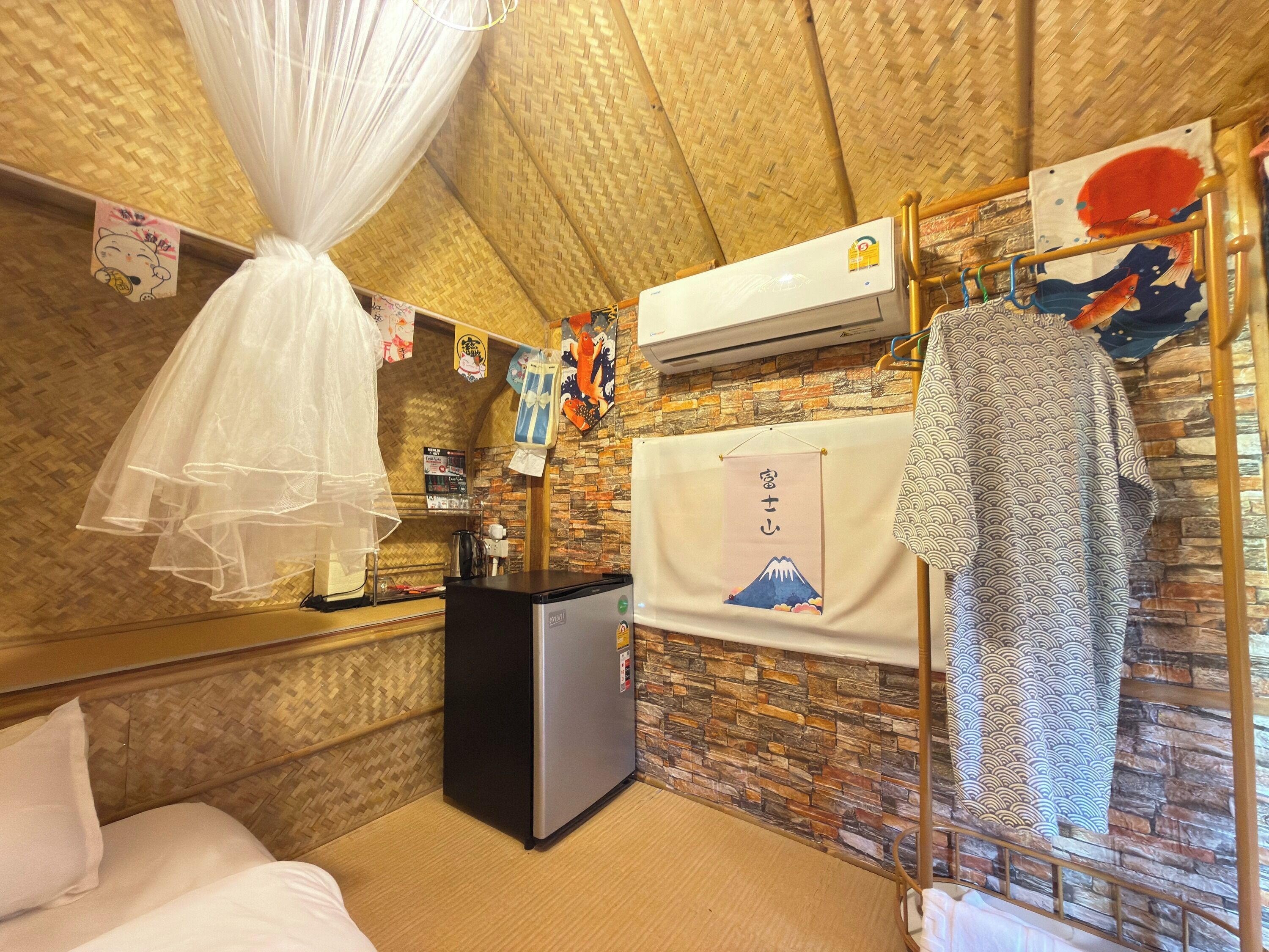 Double Room | Free WiFi, bed sheets