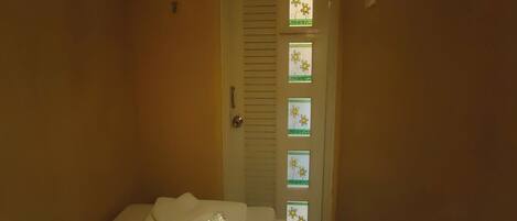 Single Room | Desk, free WiFi, bed sheets