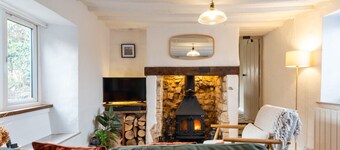 Beautiful 2 Bedroom Cottage in Nailsworth