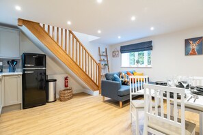 Interior - The Innkeeper’s Lodge in Cerney Wick (Cerney Wick)