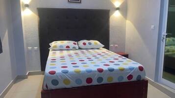 Blackout drapes, iron/ironing board, free WiFi