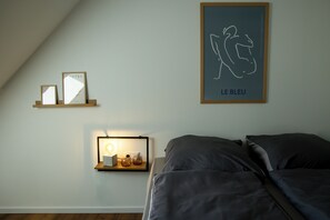Deluxe Double or Twin Room, Courtyard View | Desk, laptop workspace, free WiFi - Moderne Stadt Zimmer mit eigenem Bad (Bamberg)