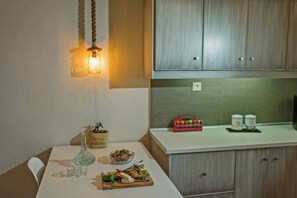 Dining - Casa Sofia, Cozy Home #2, By Hellocrete (Spili)