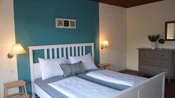 Double Room, Balcony, Garden View