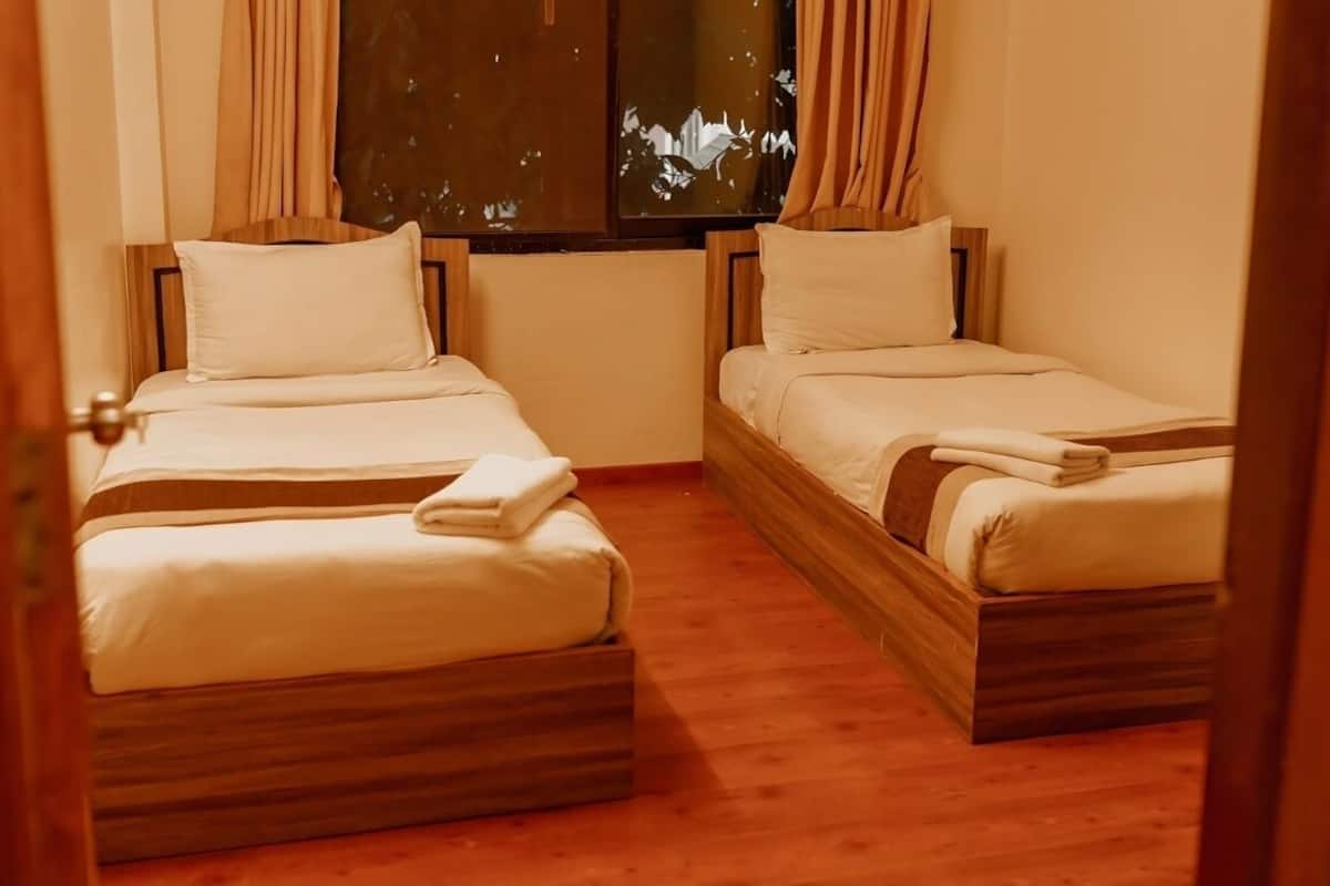 مكتب ومساحة عمل للكمبيوتر المحمول وواي فاي مجانًا