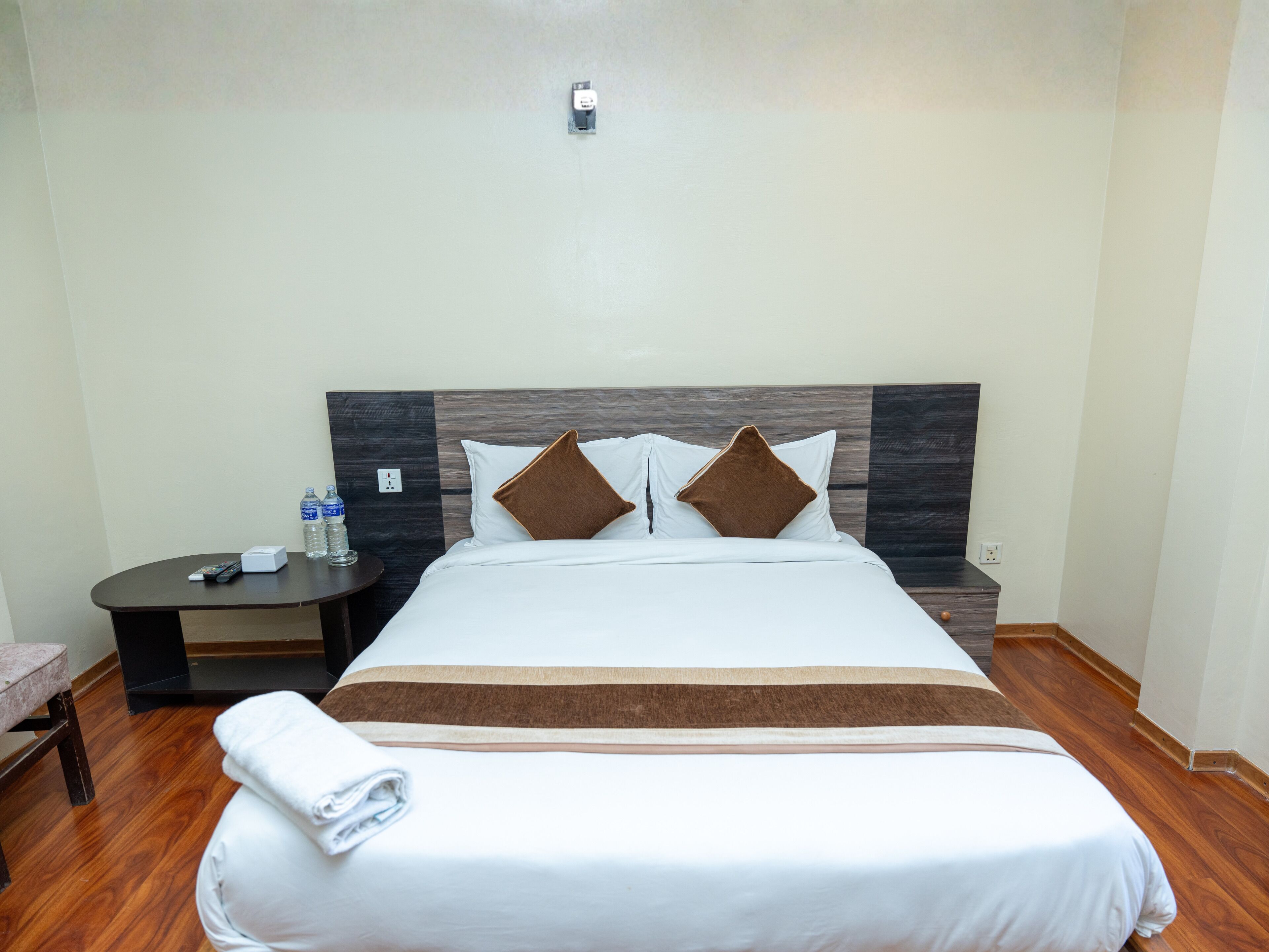 ห้องดีลักซ์ดับเบิล, วิวสวน | โต๊ะทำงาน, พื้นที่ทำงานแบบใช้แล็ปท็อป, Wi-Fi ฟรี