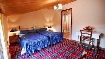 Fer et planche Ă repasser, Wi-Fi, draps fournis