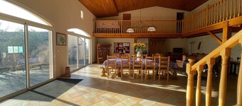 Bed and Breakfast 'Chambre Saumon' con Terrazza e Giardino Condivisi e Wi-Fi