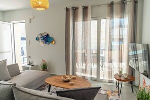 TV - Armonia Suite (Panormo)