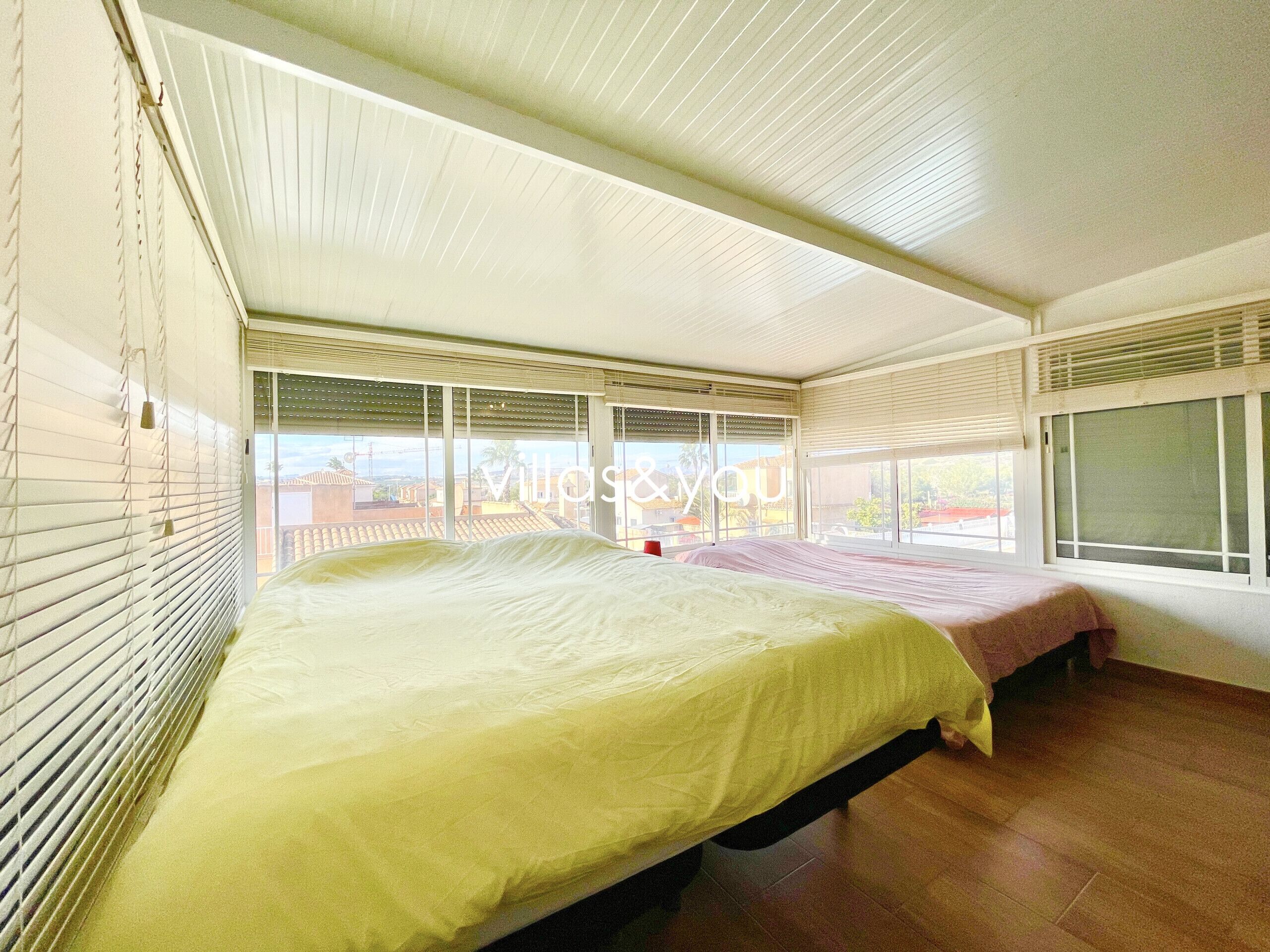 3 quartos, Wi-Fi de cortesia, roupa de cama