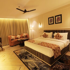 Executive Room | Desk, laptop workspace, free WiFi - Hotel Ganga Sutra (Haridwar)
