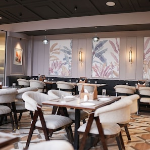 Restaurant - Hotel Ganga Sutra (Haridwar)