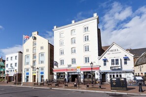 Exterior - Captain's Quarters - Short walk to Poole Quay (Poole)