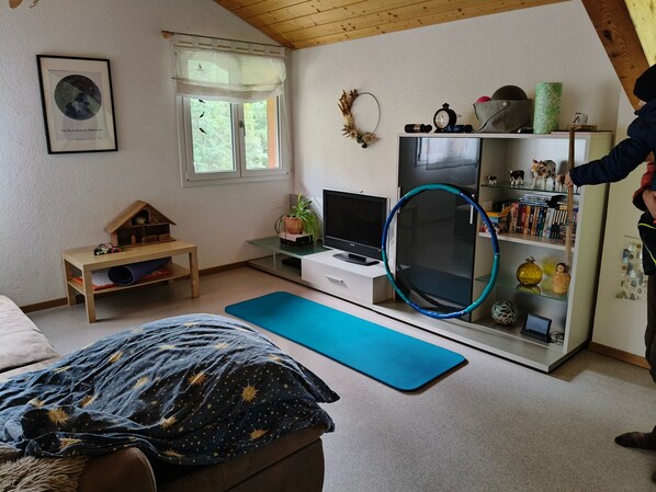 Room - Holiday flat "Peter's Sunnyhome" on 2 floors (Lenk im Simmental)