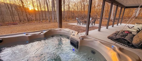 مغطس سبا خارجي