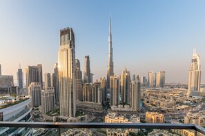 Property grounds - Prime 2BR Downtown | Iconic Burj View (Dubai)