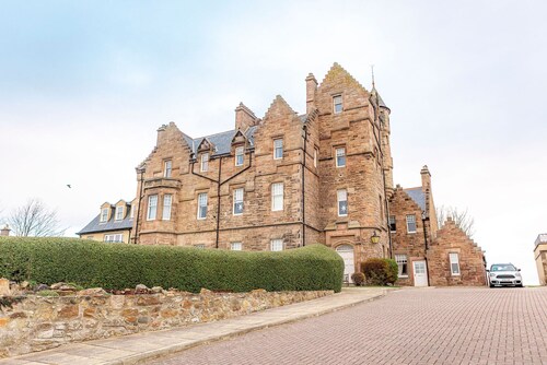 Golf Court (No 5) | Elie