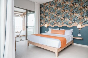 WOW suite | Caja fuerte, escritorio, tabla de planchar con plancha y wifi gratis