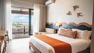 Sea View Solarium | In-room safe, desk, iron/ironing board, free WiFi