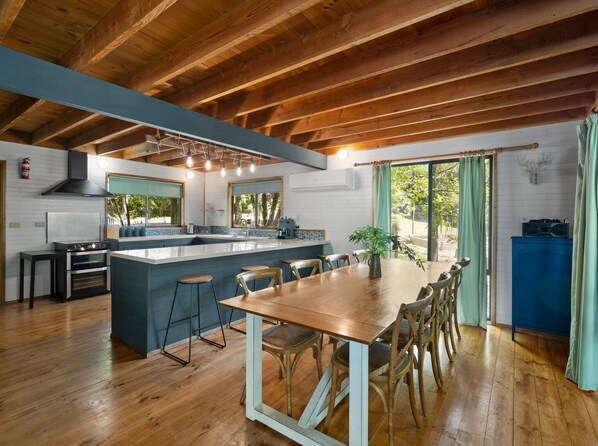 Dining - Take it easy at this unique and tranquil getaway. (Merrijig)