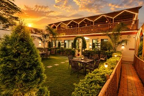 Front of property - Hotel Happy Forest Inn (Mount Abu)