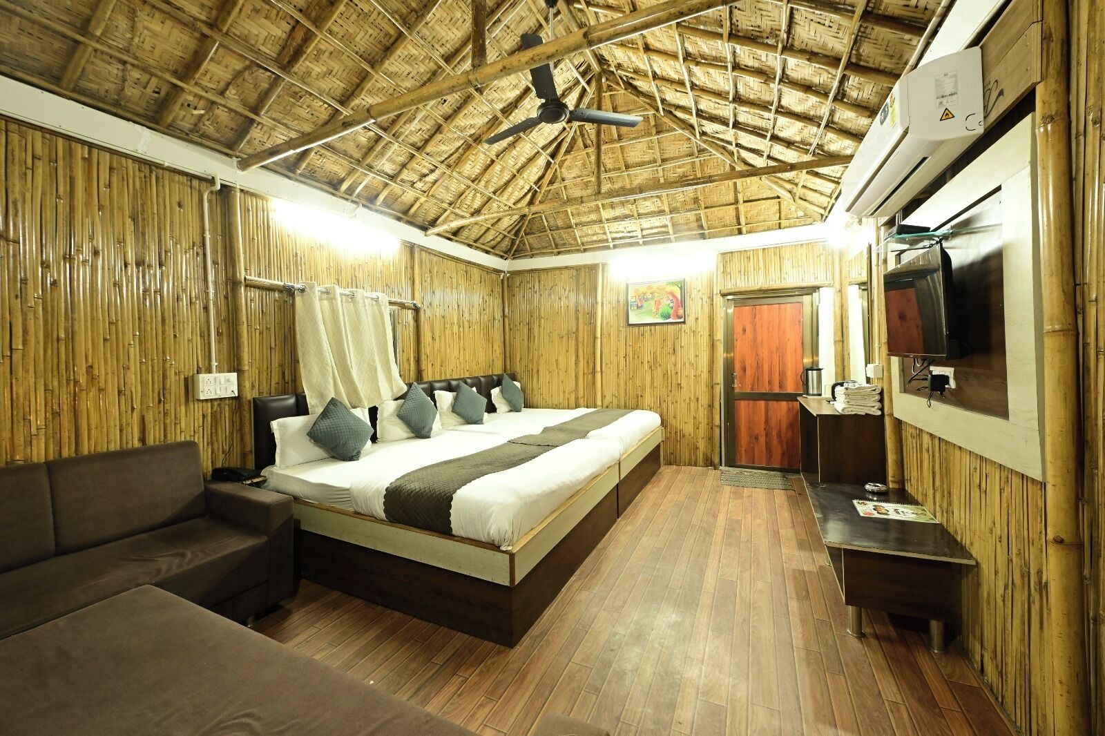 Wooden AC Cottage Four Bed | Free WiFi