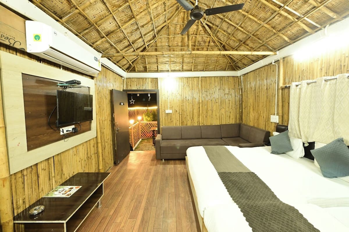 Wooden AC Cottage Four Bed | Ingyenes wifi