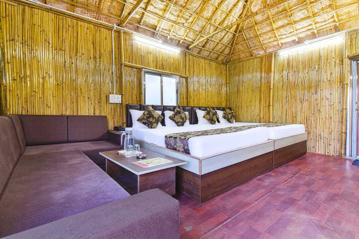 Six Bed Room | Free WiFi