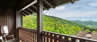 Appartement 'Rachel' avec vue sur la montagne, terrasse partagée et Wi-Fi