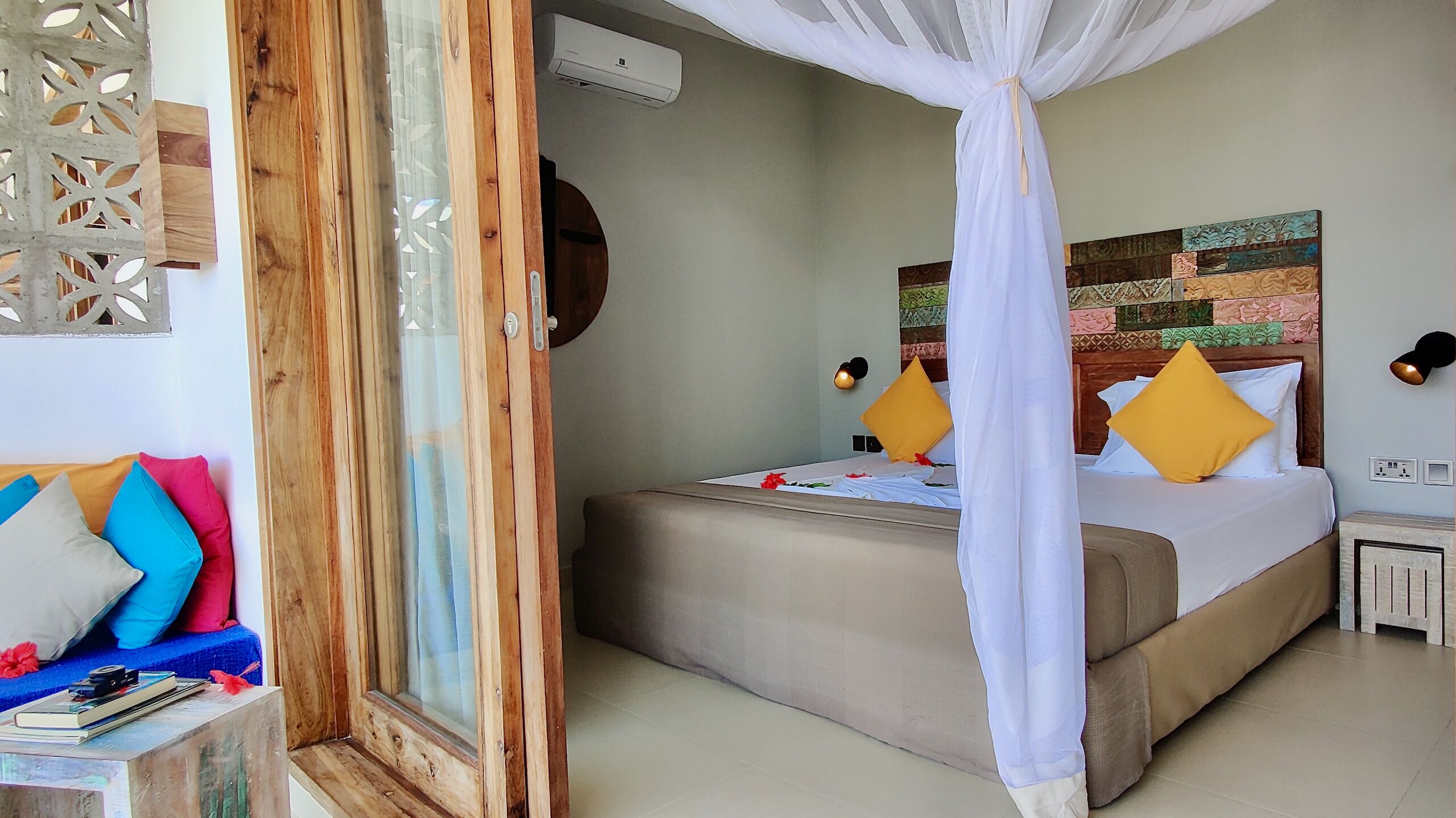 In-room safe, free WiFi