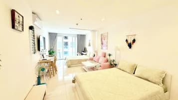 Executive Apartment, Multiple Beds, Balcony, Pool View | Free minibar, individually furnished, desk, laptop workspace