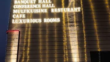 Facciata della struttura