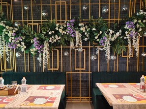 Breakfast, lunch, dinner served; Asian cuisine 